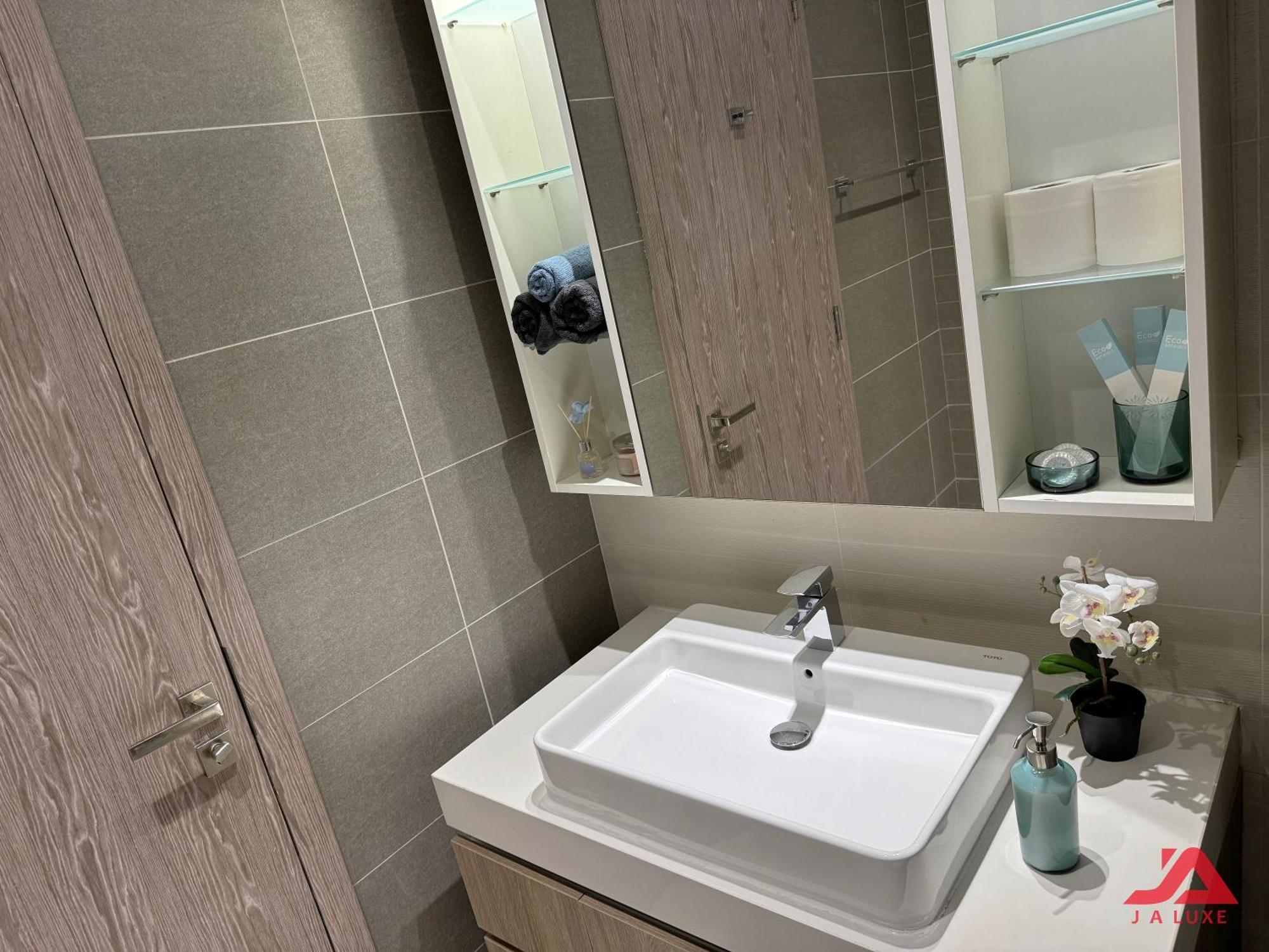 Cozy Sea View Apt In Liv Residence Tower, Dubai Marina Cozy Marina & Sea View Apt In Bay Central Tower With Modern Gym & Pool, Steps To Jbr Beach & Metro ภายนอก รูปภาพ