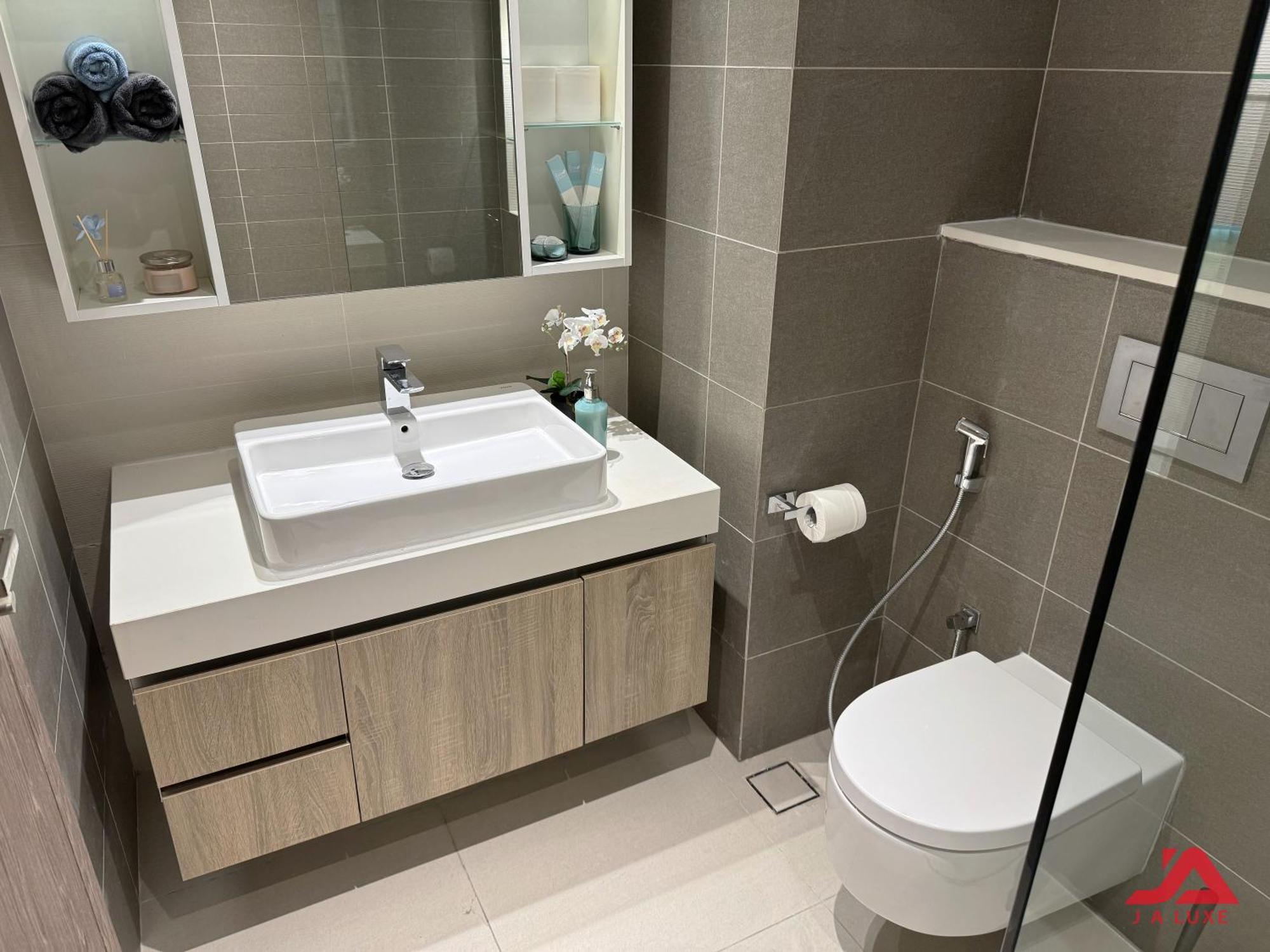 Cozy Sea View Apt In Liv Residence Tower, Dubai Marina Cozy Marina & Sea View Apt In Bay Central Tower With Modern Gym & Pool, Steps To Jbr Beach & Metro ภายนอก รูปภาพ